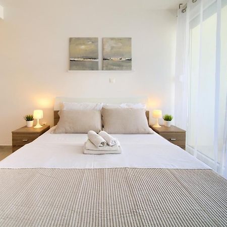 Apartment Sasso Bianco With The Private Pool Njivice Exterior photo