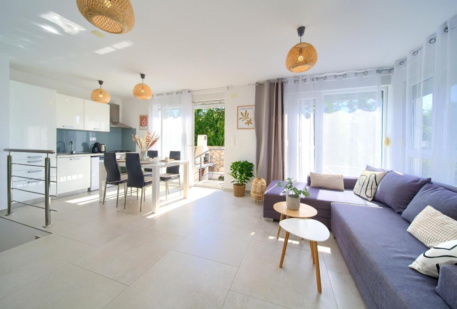 Apartment Sasso Bianco With The Private Pool Njivice Exterior photo