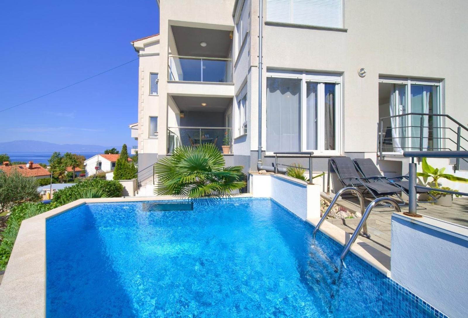 Apartment Sasso Bianco With The Private Pool Njivice Exterior photo